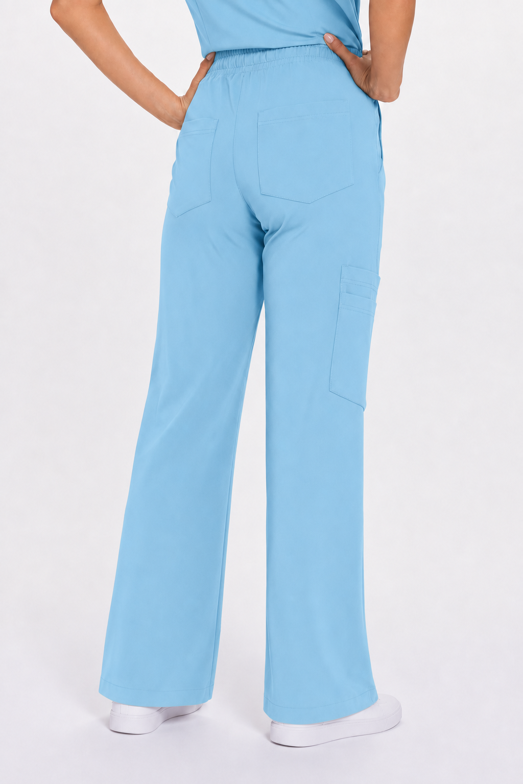 Dames medische broek wijde pijp Freya, kleur hemelsblauw, achterkant